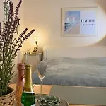 Duhnentraum Balkon Mit Meerblick & Lage, Parken, Wlan, Bettwaesche Inklusive 아파트 *