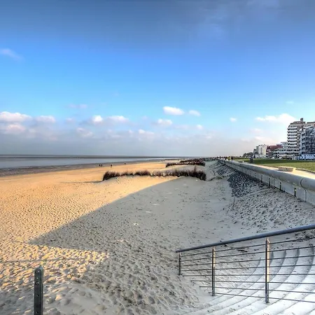 Duhnentraum Bestlage Am Sandstrand, Balkon,meerblick, Parkplatz, Aufzug, Wlan, Bettwaesche,handtuecher,netflix Uvm *
